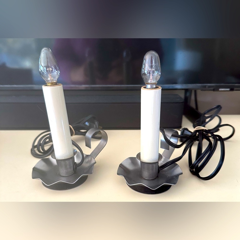 NEW Artisan Crafted 2 Candle Lights Lamps Set Primitive Crimped Tin Drip Window